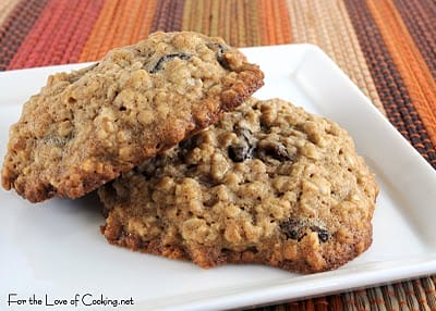 Oatmeal Raisin Cookies