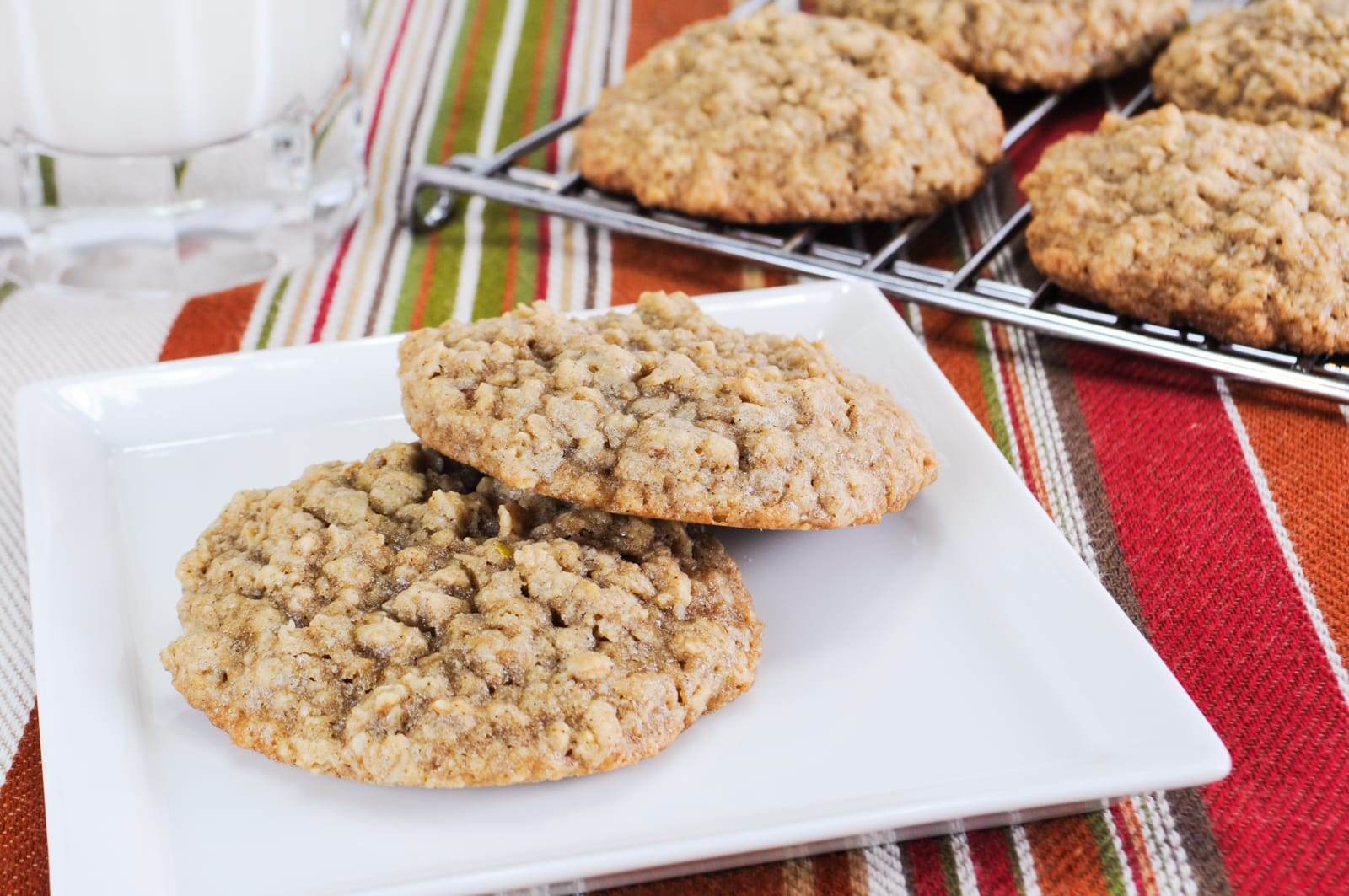 Maple-Cinnamon Oatmeal Cookies