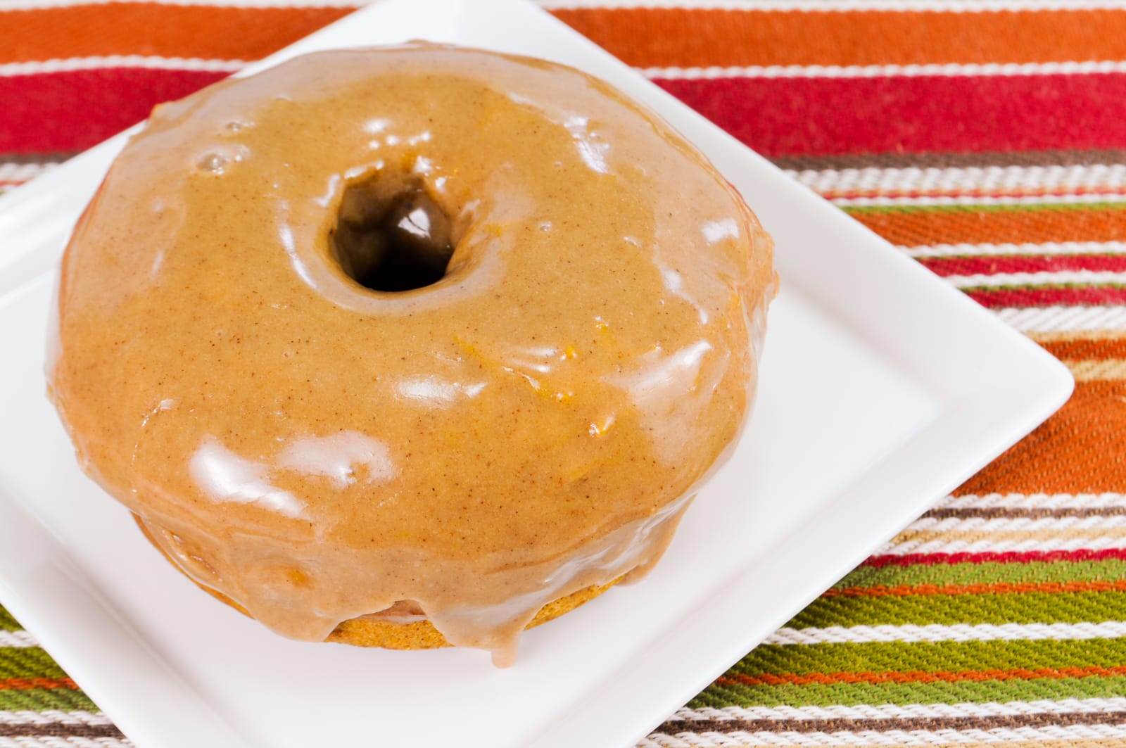 Baked Pumpkin Donuts with Maple-Cinnamon Glaze