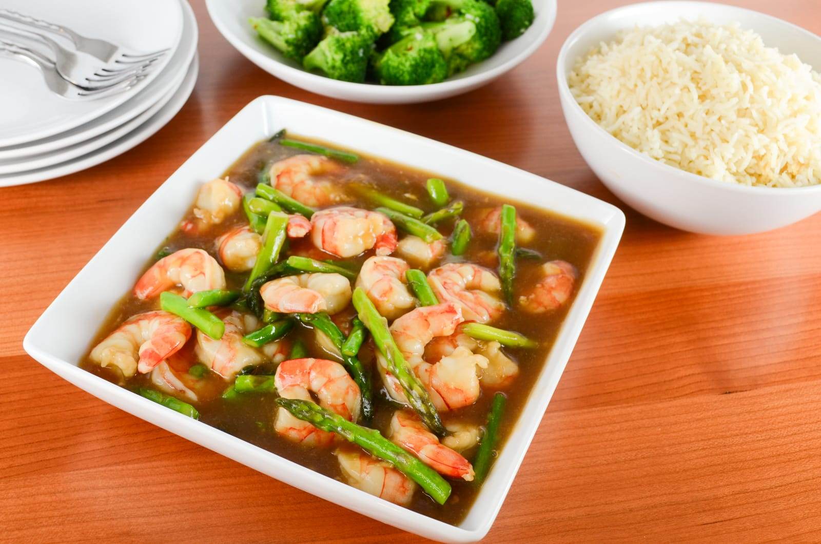 Asparagus and Shrimp Stir Fry