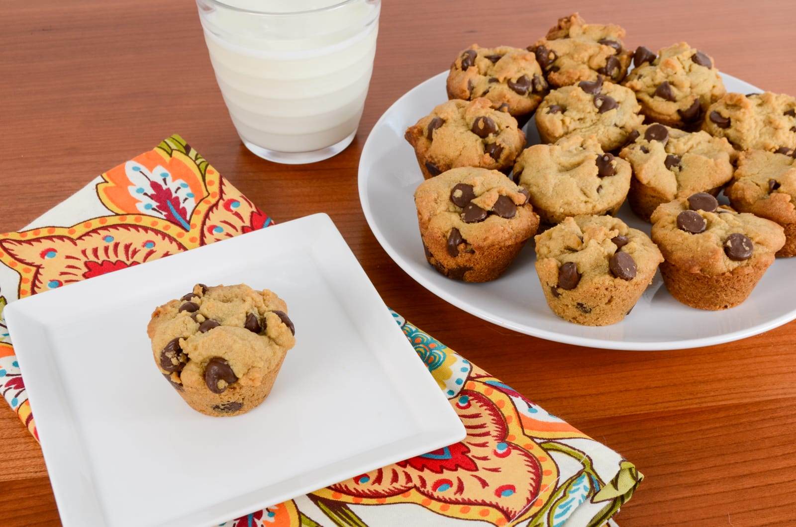 Mini Peanut Butter Chocolate Chip Cookie Cups