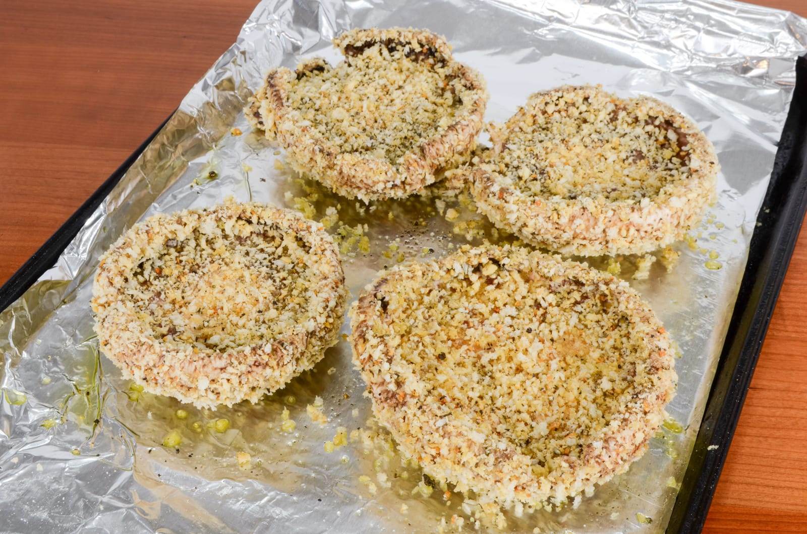 Panko Crusted Portobello Mushroom with Boursin, Braised Kale, and Heirloom Tomato