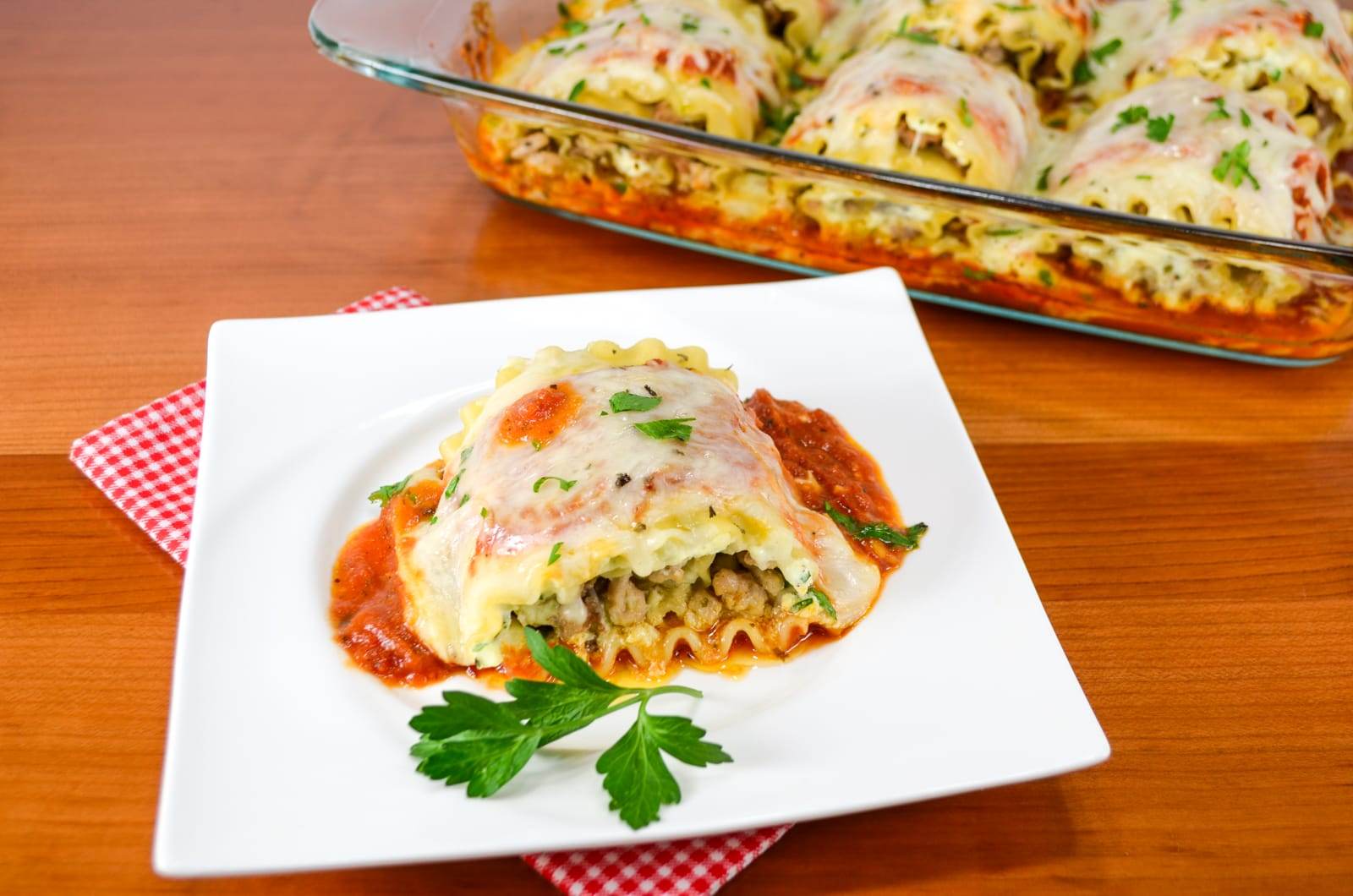 Chicken and Sausage Lasagna Roll-Ups