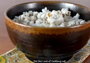 Quick & Easy Homemade Microwave Popcorn