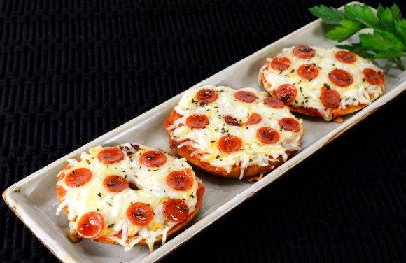 Mini Bagel Pizzas