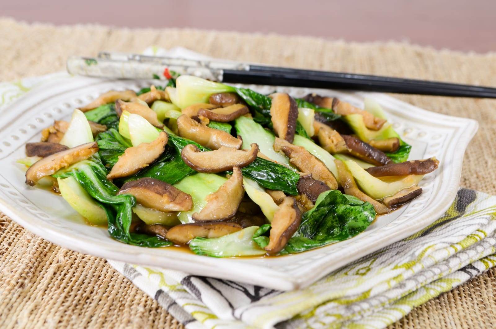 Bok Choy Sauté with Shiitake Mushrooms