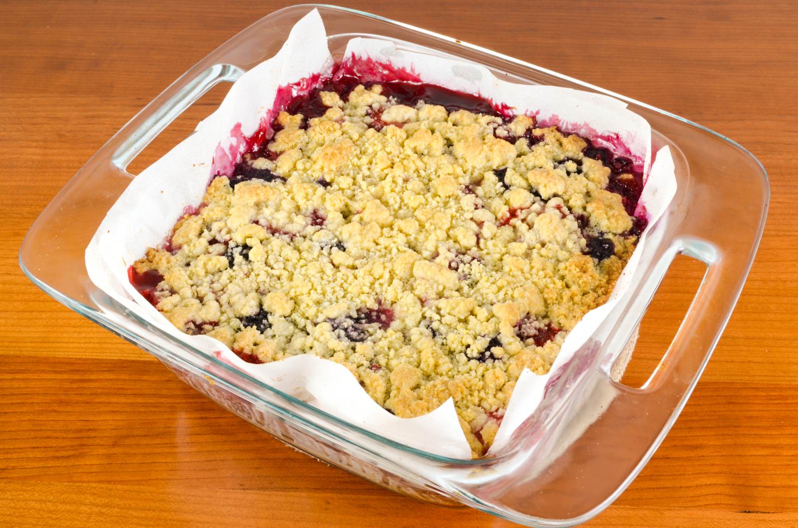 Mixed Berry Crumb Bars