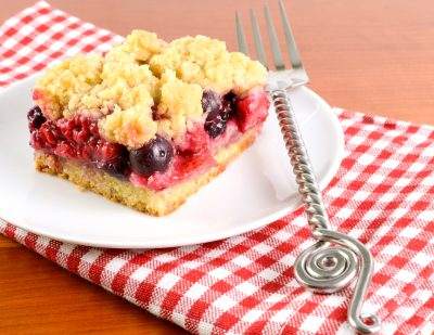 Mixed Berry Crumb Bars