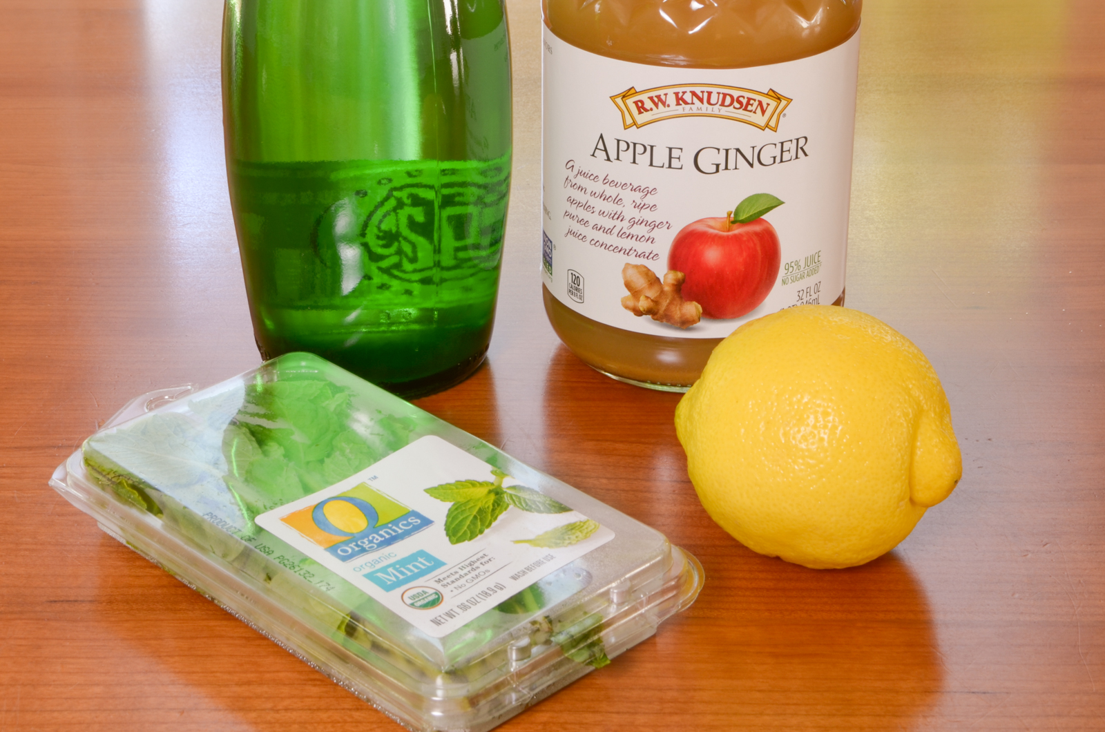 Apple-Ginger Sparkler