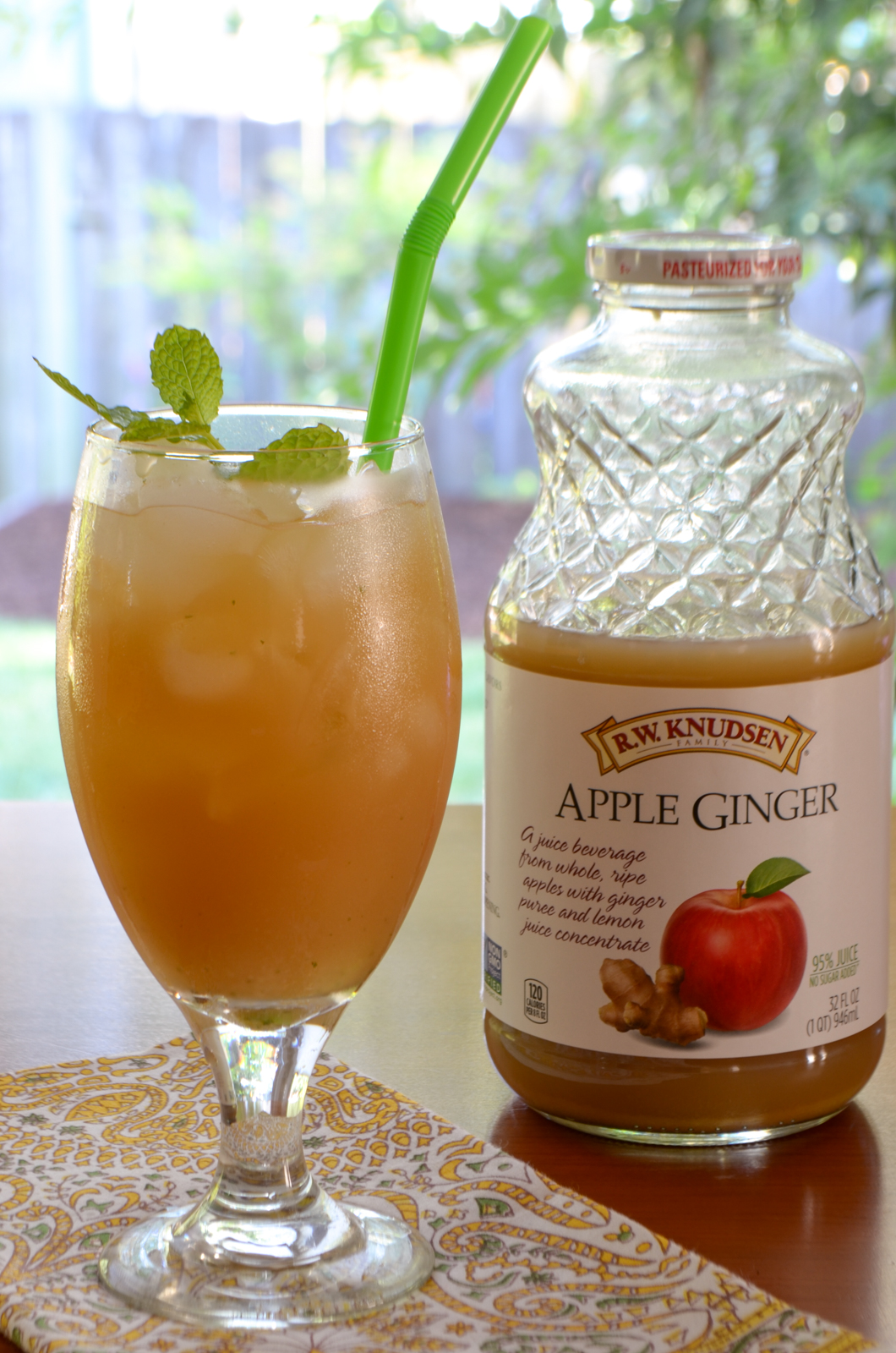 Apple-Ginger Sparkler