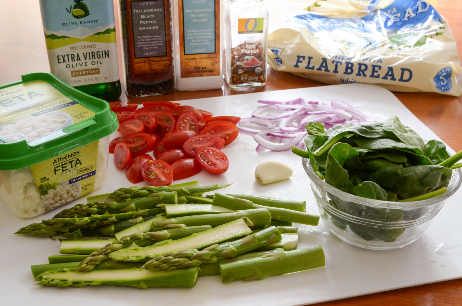 Veggie Flatbread Pizza with Feta Cheese