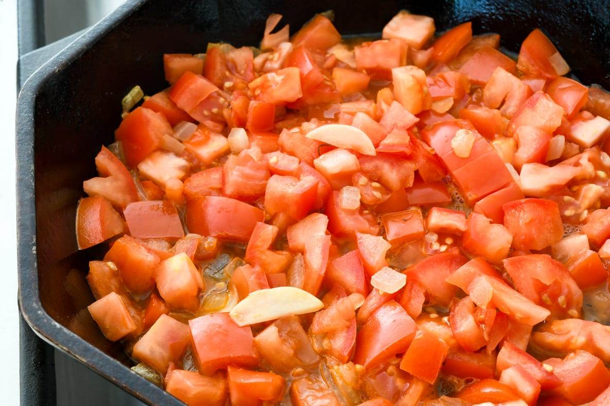 Eggs in Garlicky Tomato Sauce with Brie