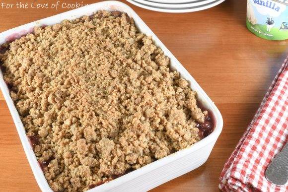 Pear Cranberry Gingersnap Crumble