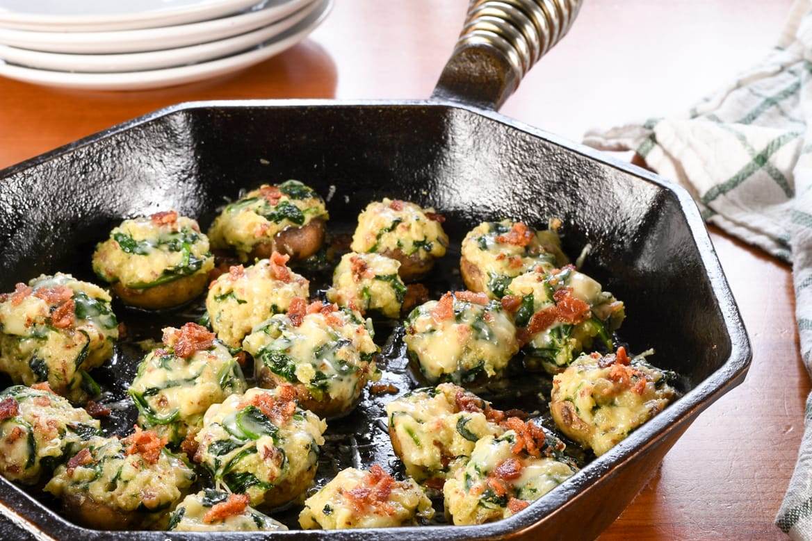 Cheesy Bacon & Spinach Stuffed Mushrooms