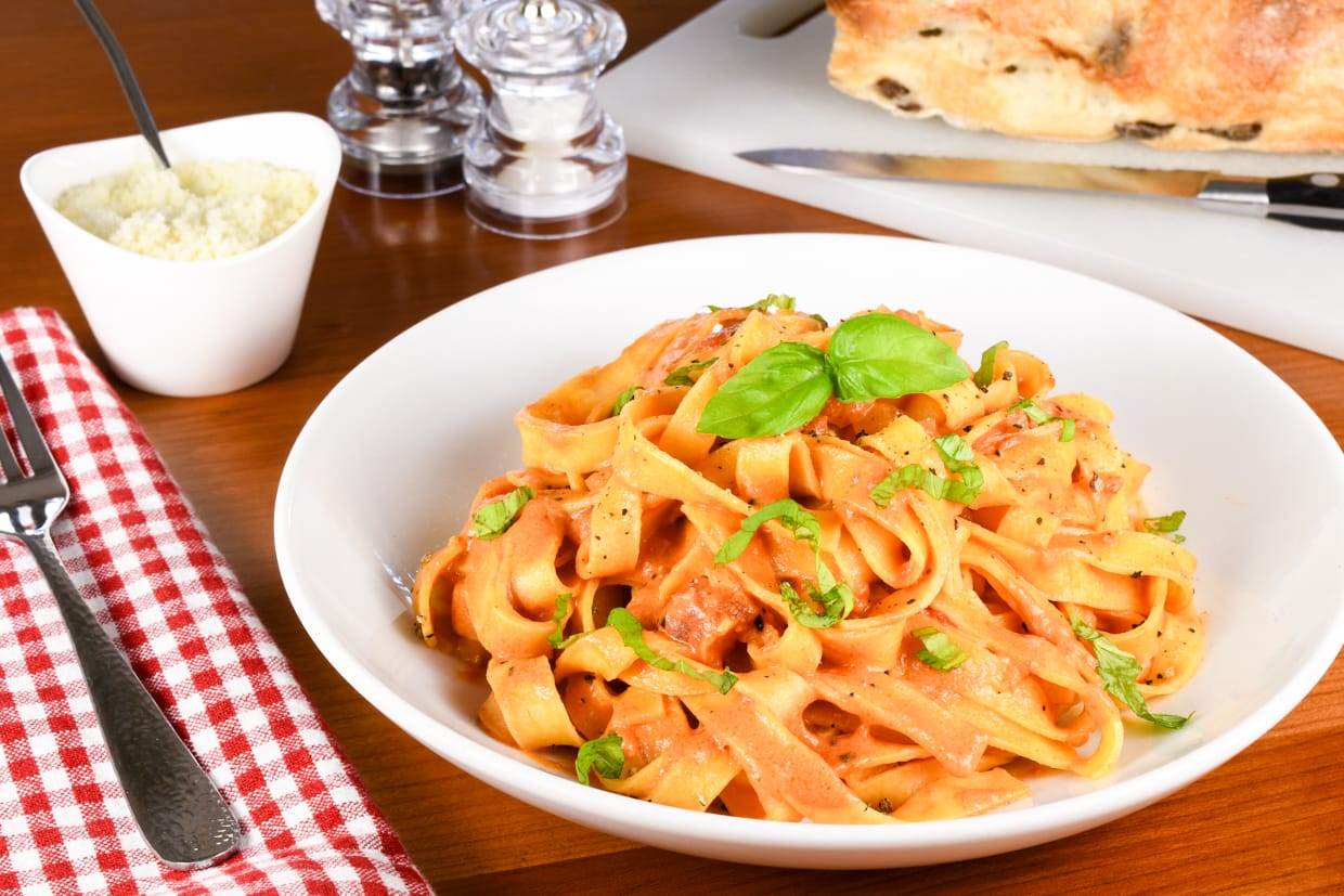 Fettuccine with Vodka Sauce