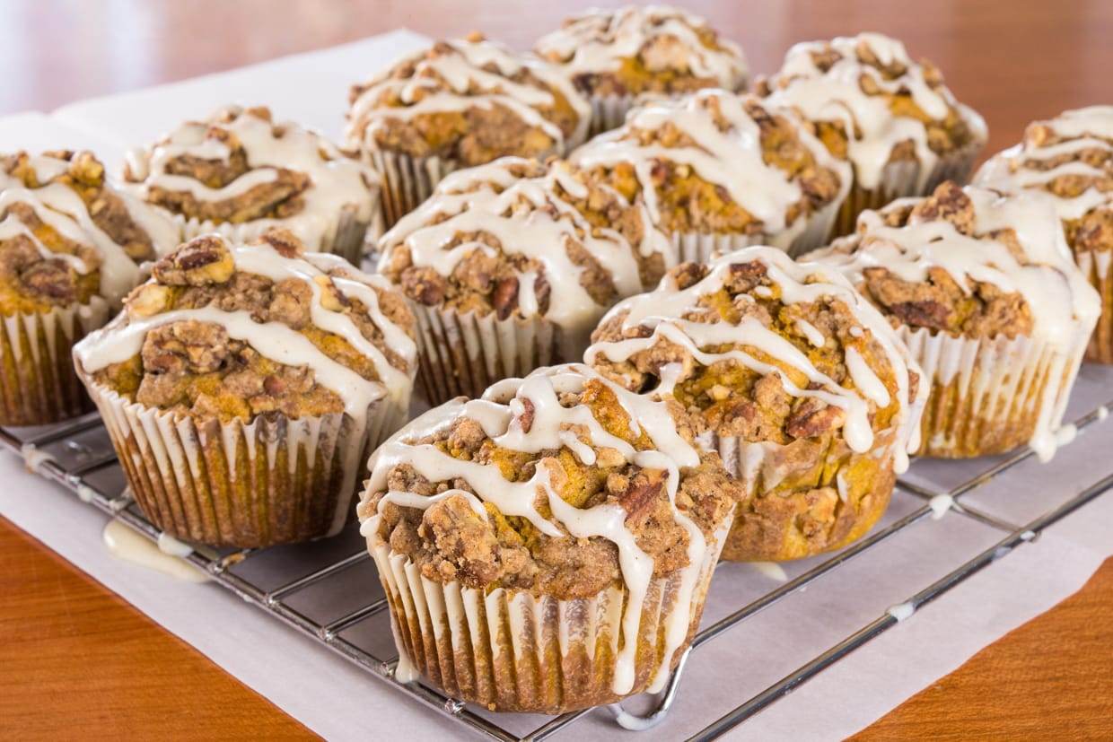 Brown Butter Pumpkin Streusel Muffins with Brown Butter Glaze