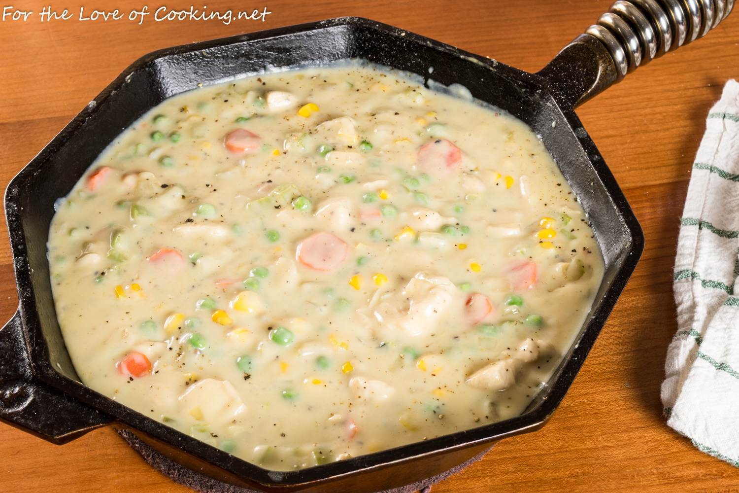 Skillet Tater Tot Chicken Pot Pie