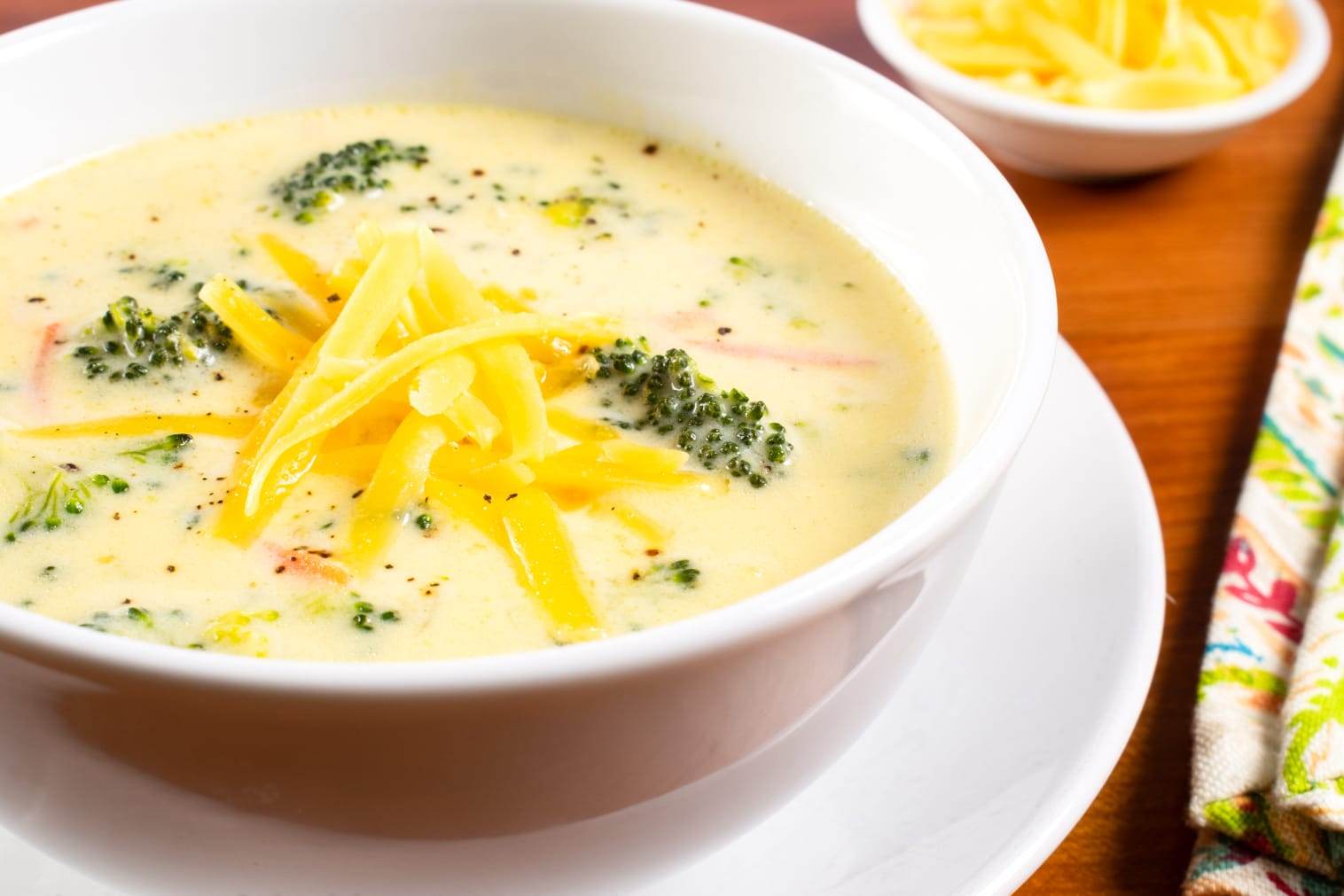 Broccoli Cheese Soup (Copycat Panera)