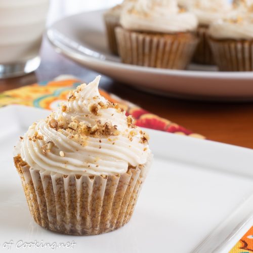 Tweet Geld lenende zoogdier Mini Carrot Cake Cupcakes with Brown Butter Frosting | For the Love of  Cooking