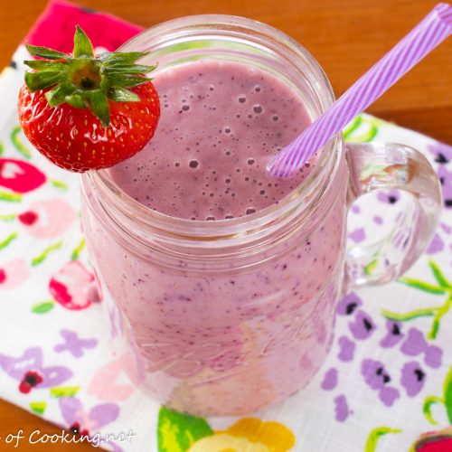 Triple Berry Smoothie | For the Love of Cooking