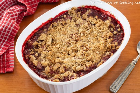 Strawberry Crisp | For the Love of Cooking