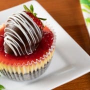 Mini Strawberry Cheesecakes with Chocolate Covered Strawberries