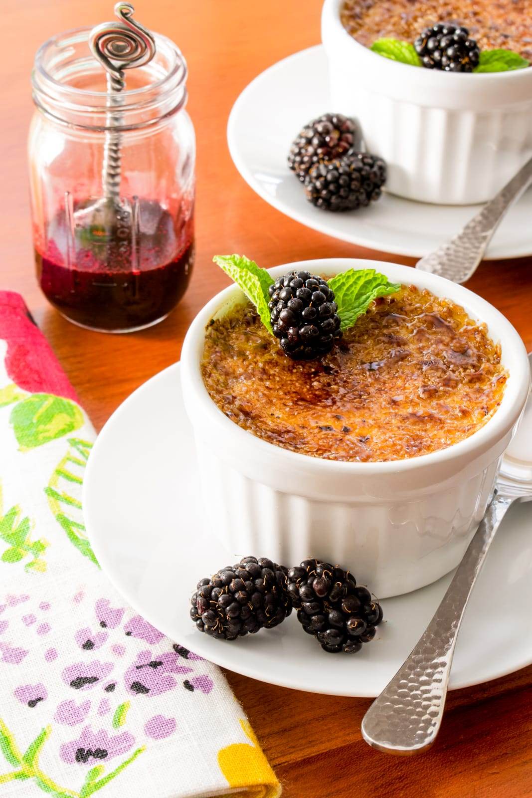 Crème Brûlée with Blackberry Coulis