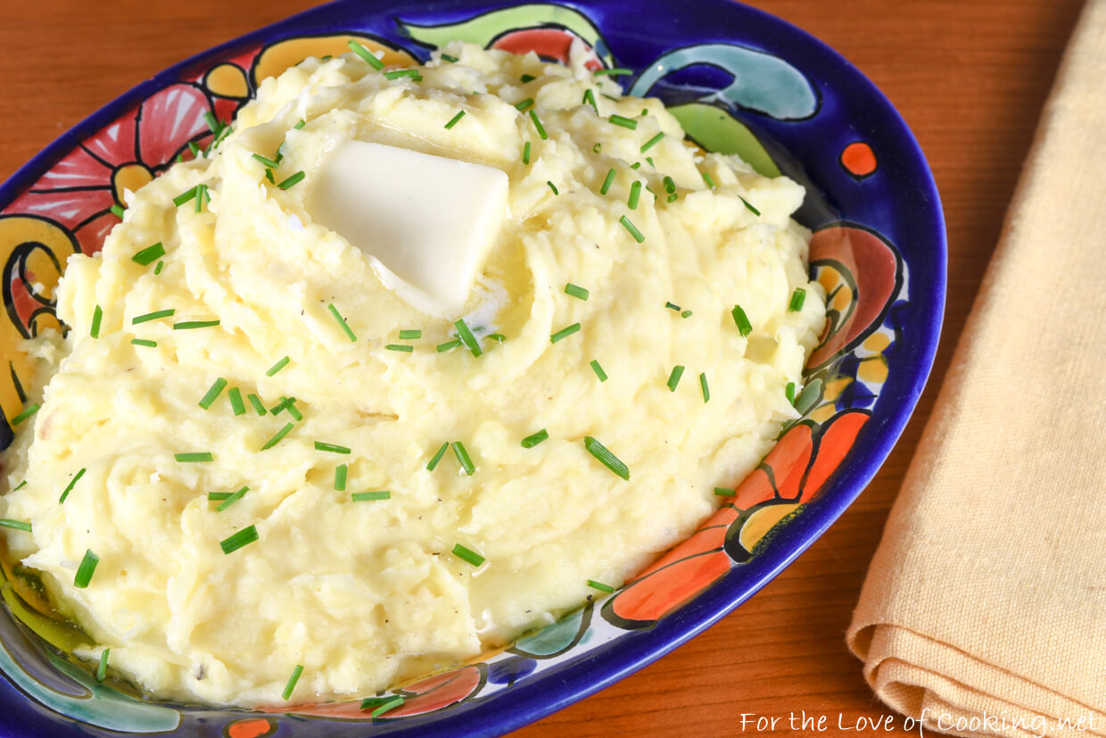 Garlic Cream Cheese Mashed Potatoes
