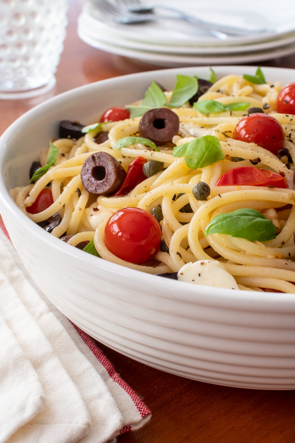 Spaghetti with Cherry Tomatoes, Olives, and Capers