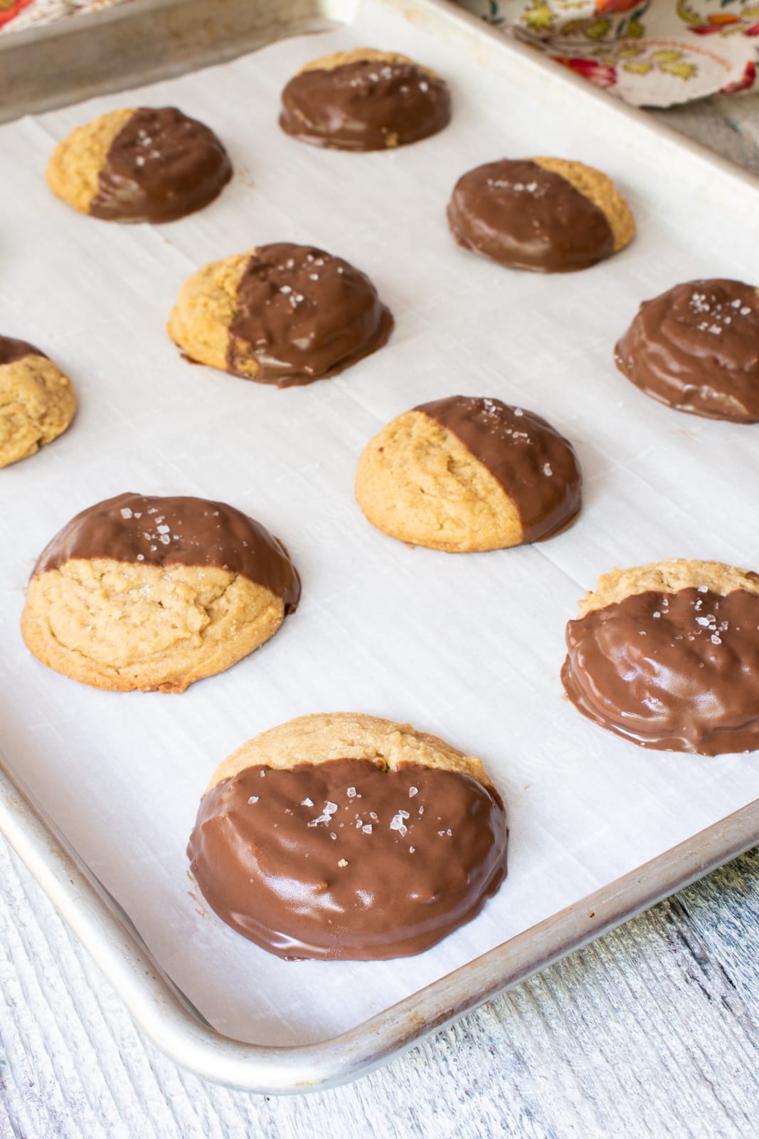 Nutella Dipped Peanut Butter Cookies