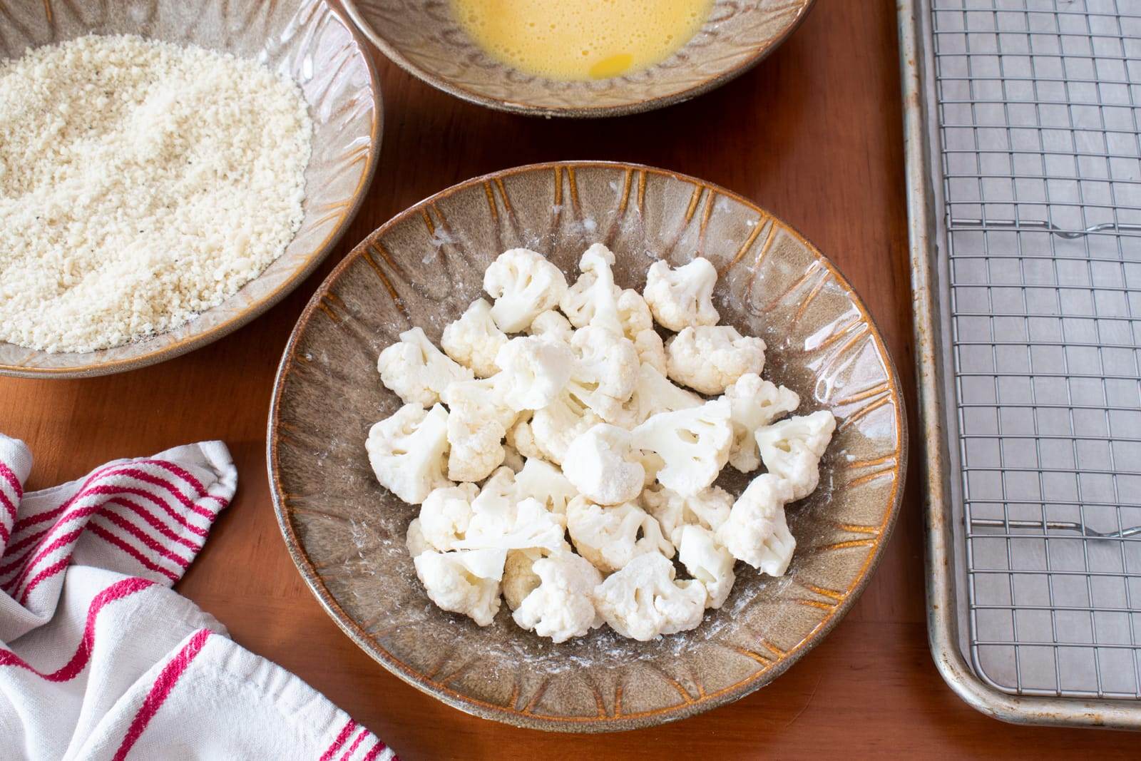 Baked Buffalo Cauliflower Bites