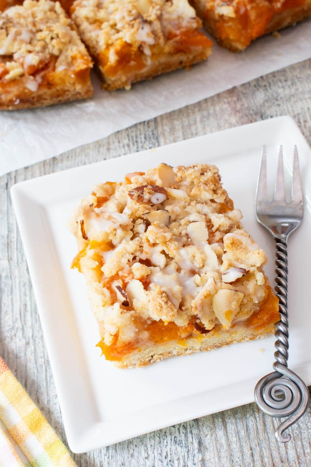 Apricot Crumb Bars