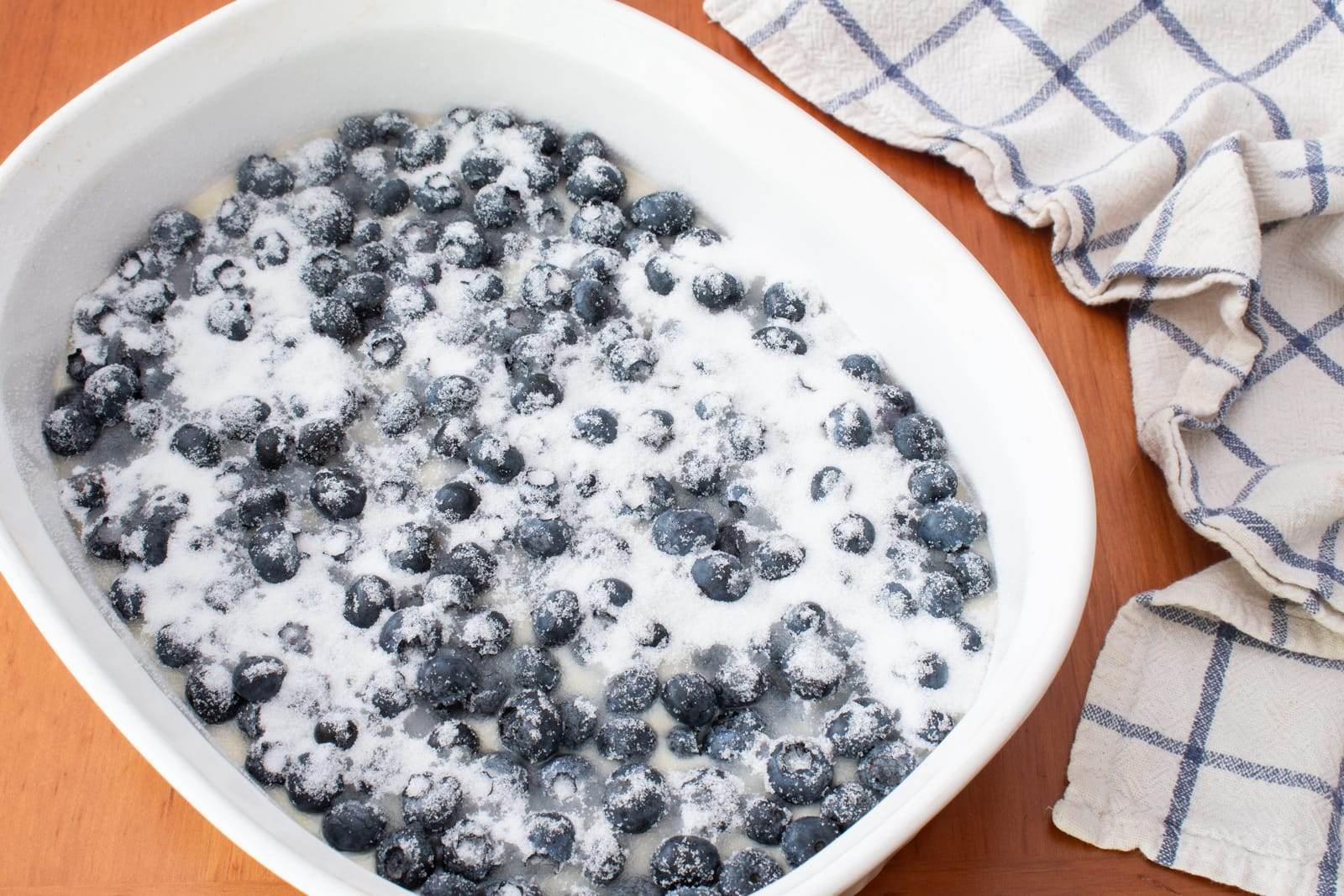 Easy Blueberry Cobbler