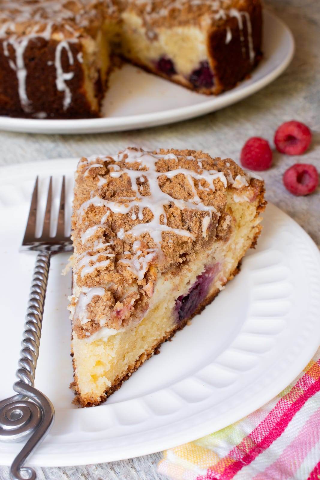 Berry Cream Cheese Crumb Cake