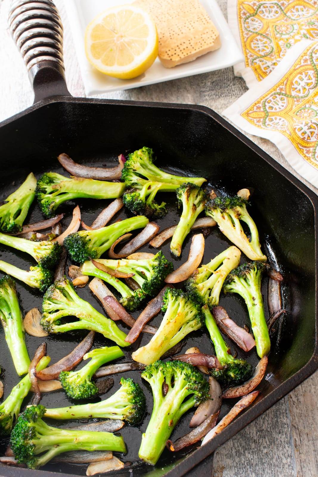 Sautéed Broccoli with Red Onion