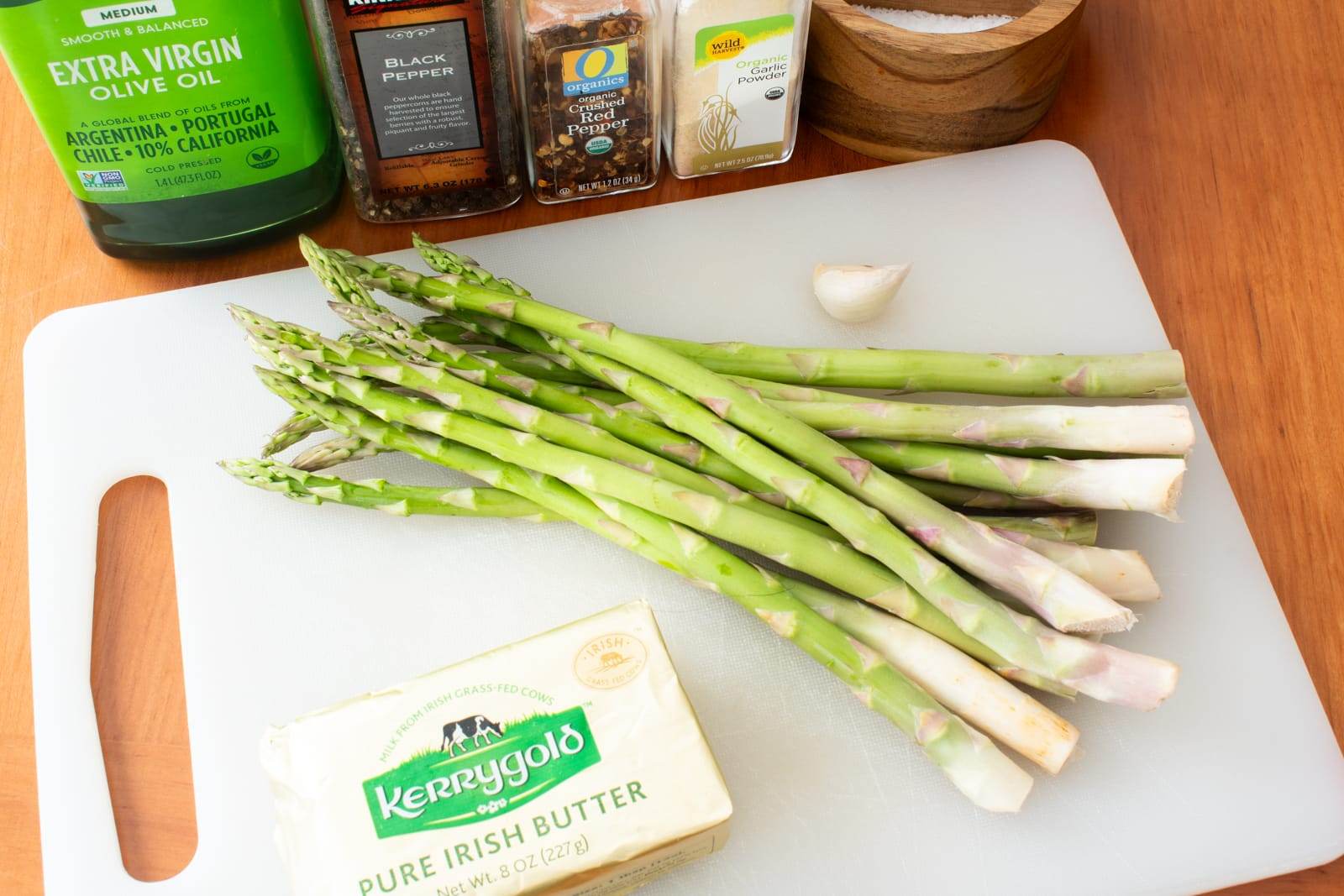 Garlic Butter Roasted Asparagus