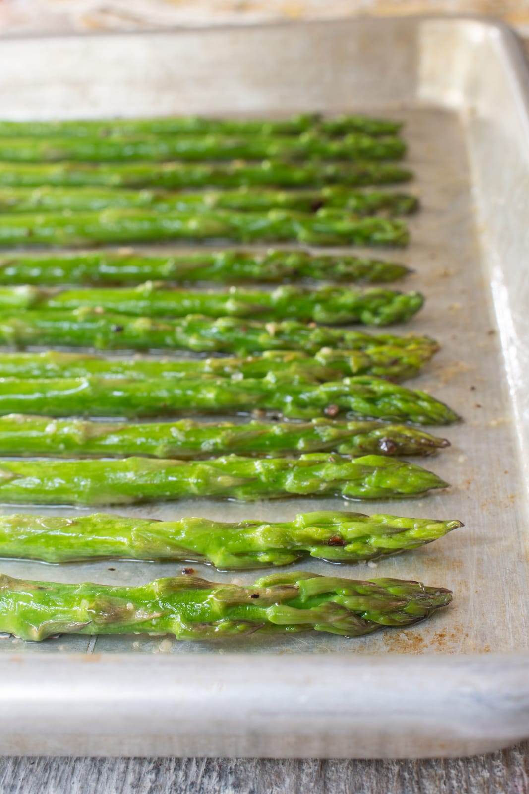 Garlic Butter Roasted Asparagus