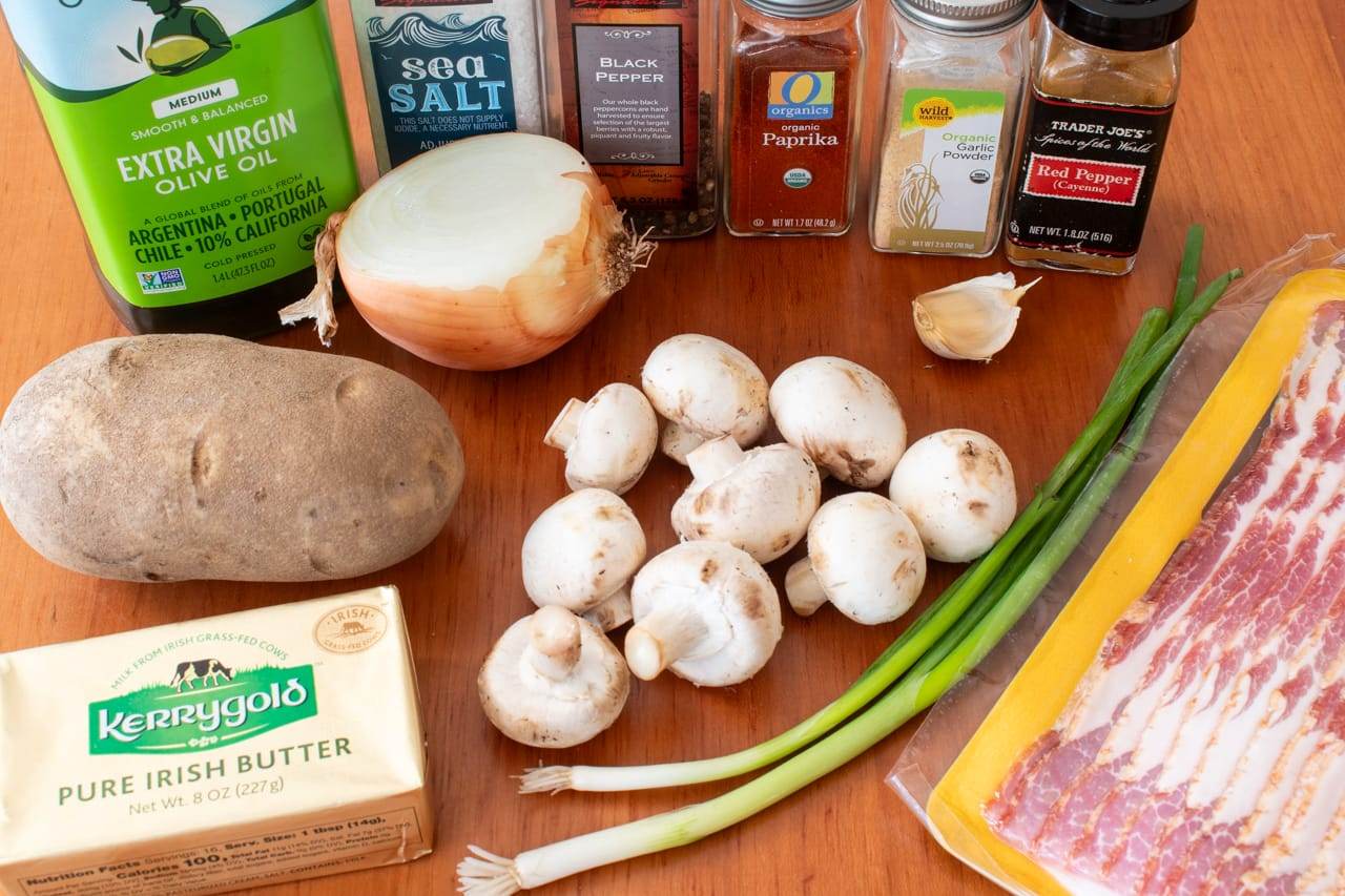 Skillet Potato Hash with Mushrooms and Bacon