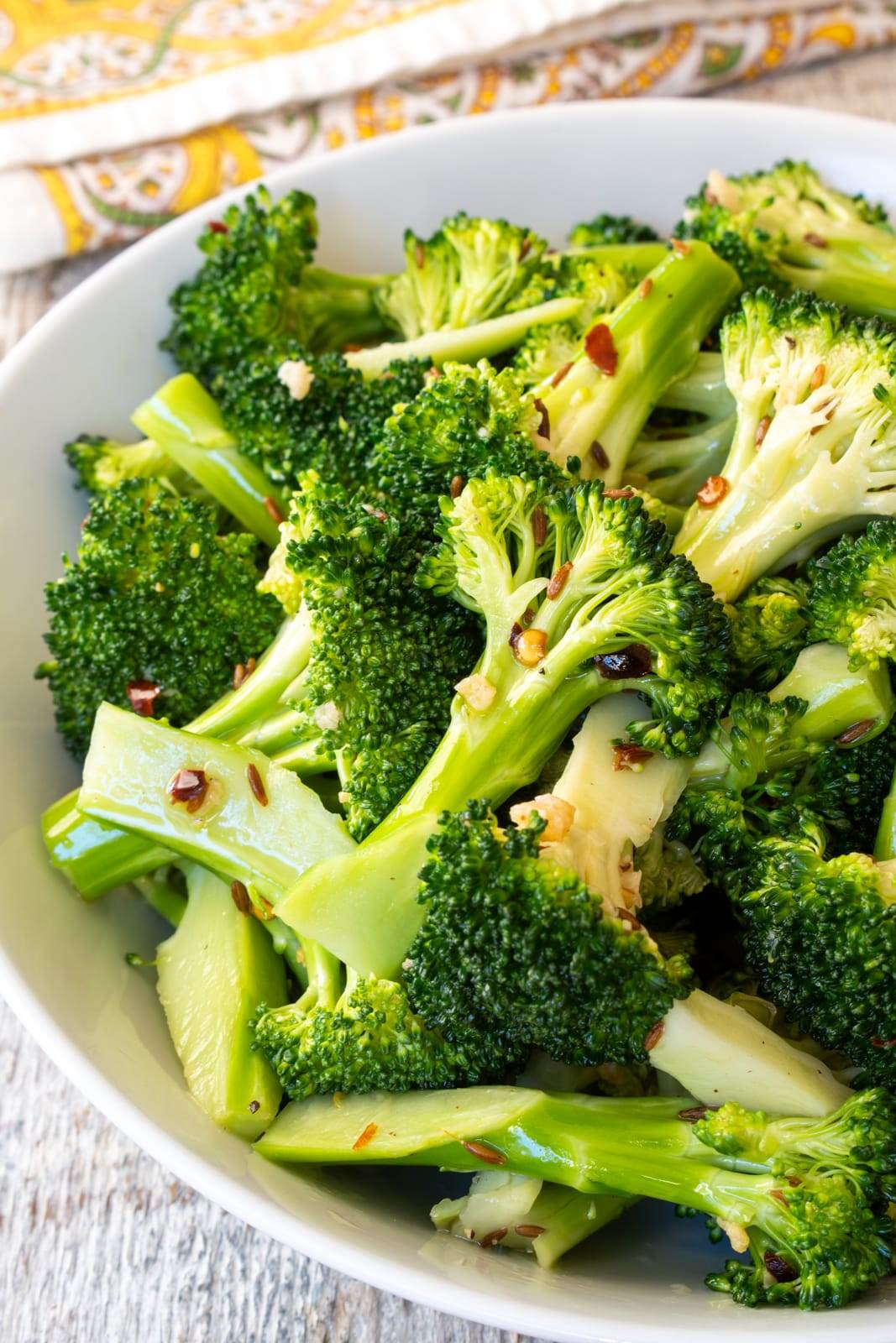 Broccoli Salad with Garlic and Sesame