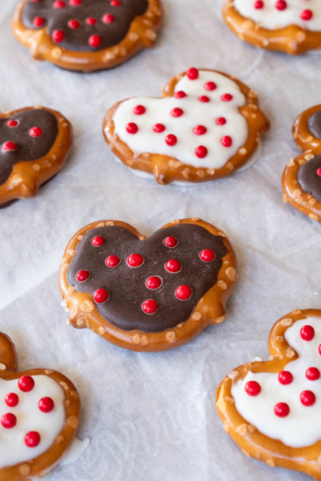 Chocolate Pretzel Hearts