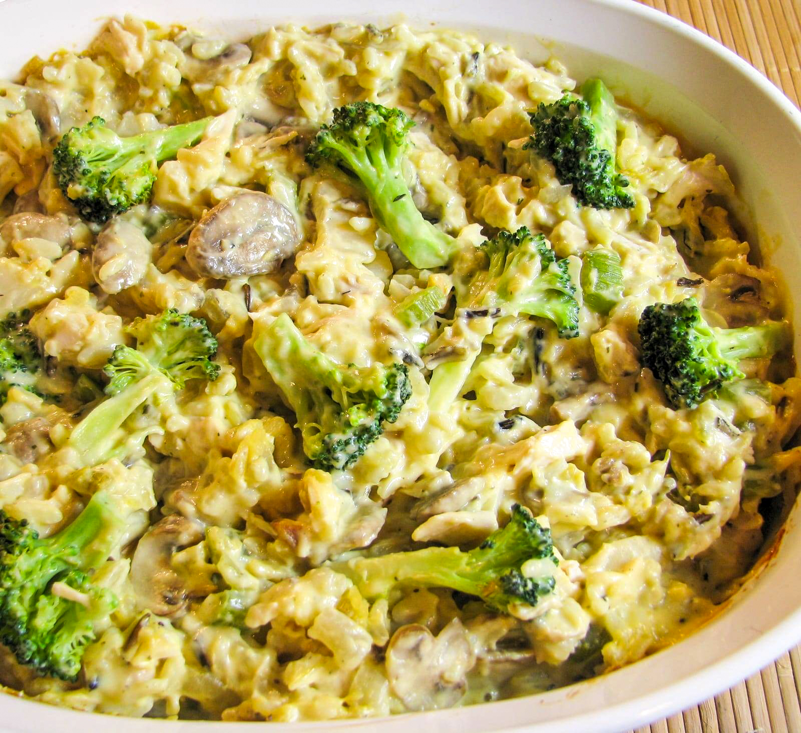 Chicken, Mushroom, Broccoli, and Rice Casserole